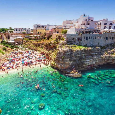 Polignano a mare - di emicristea da Getty Images via canva.com