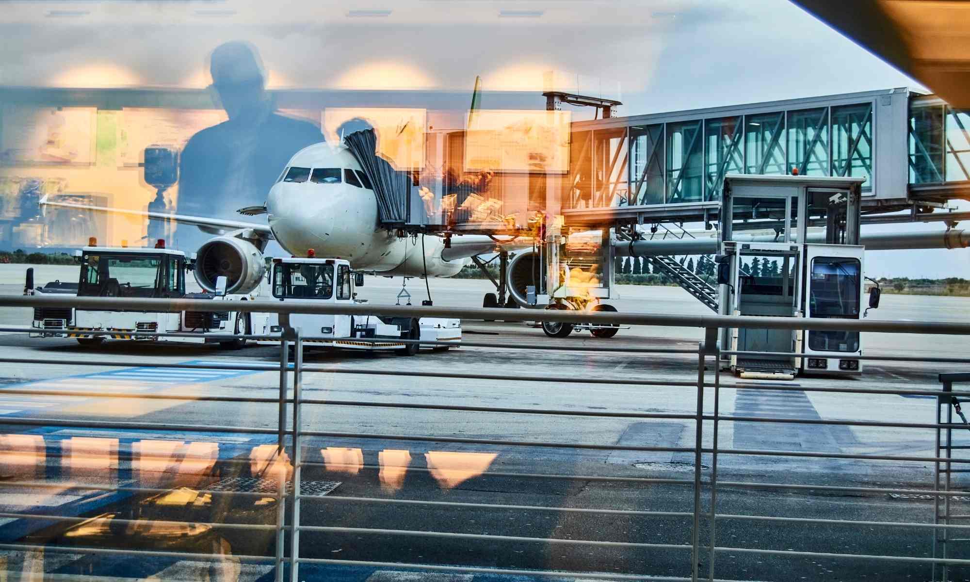 El Aeropuerto Internacional de Bari - di Westersoe da Getty Images Signature via canva.com