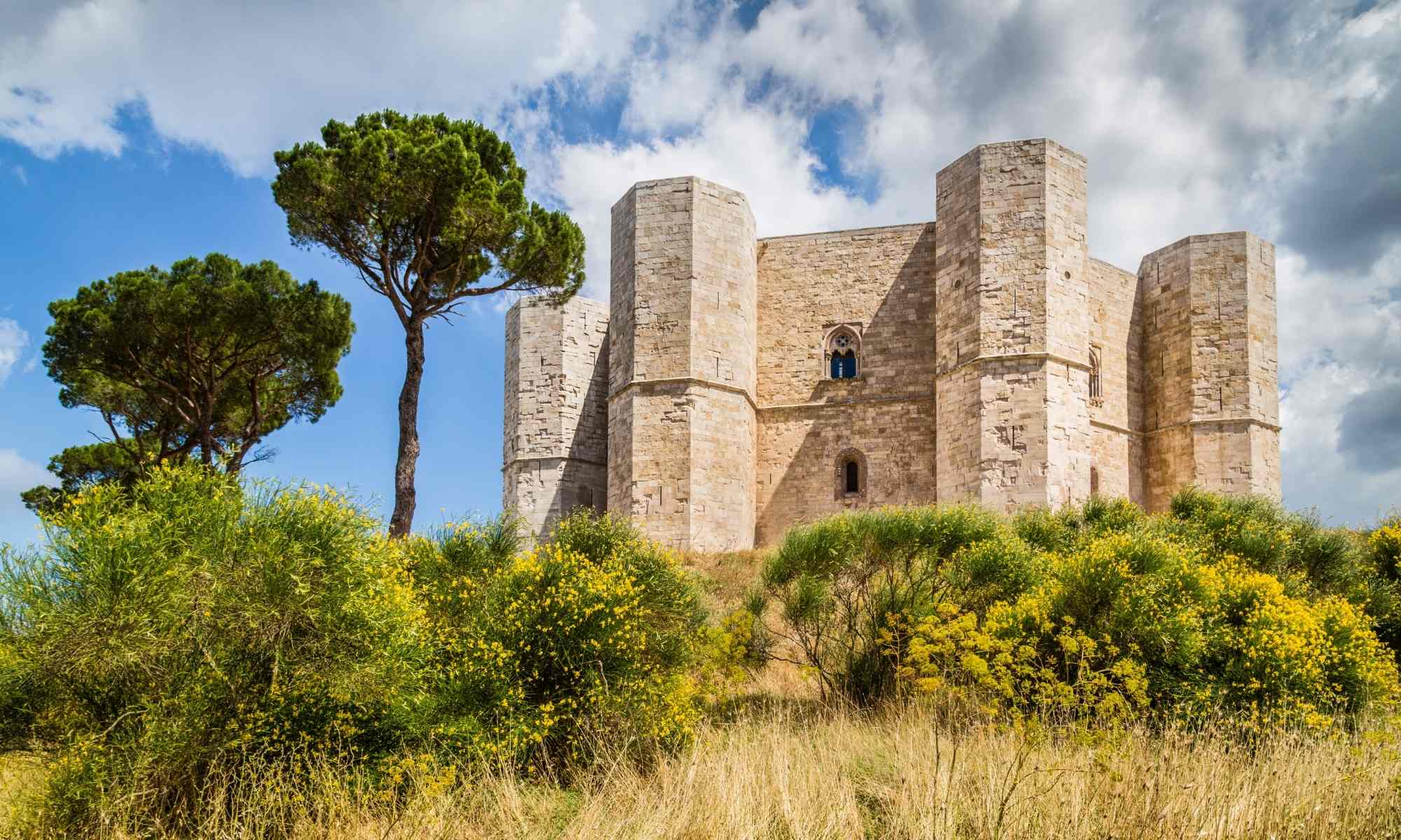 Castel del Monte - di jakergb via canva.com