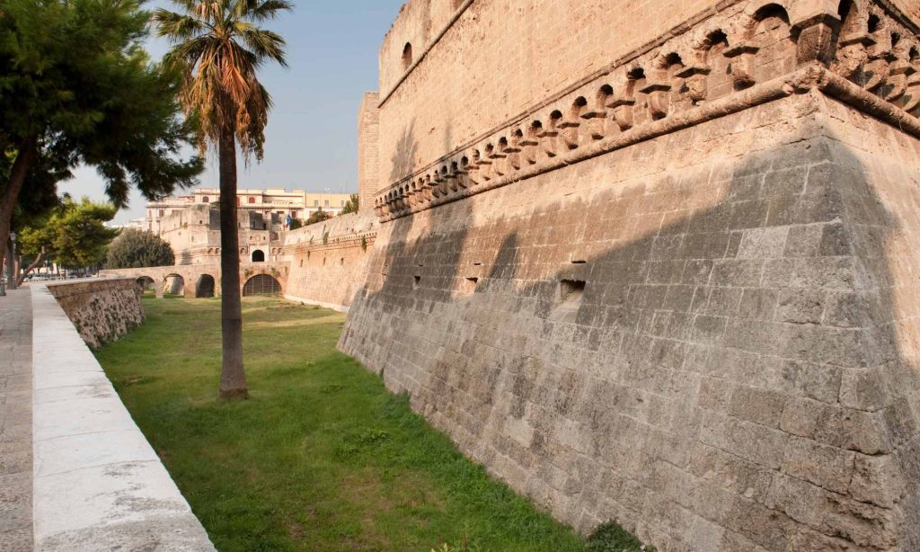Castello de Bari - di francesco_de_napoli da Getty Images via canva.com