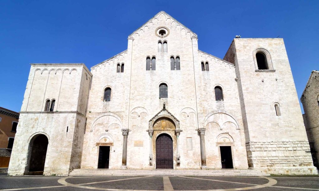 San Nicola, Bari - di alxpin da Getty Images Signature via canva.com