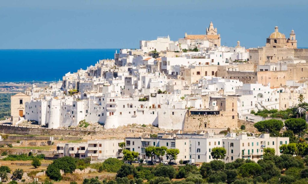 Ostuni - de Ladiras da Getty Images via canva.com